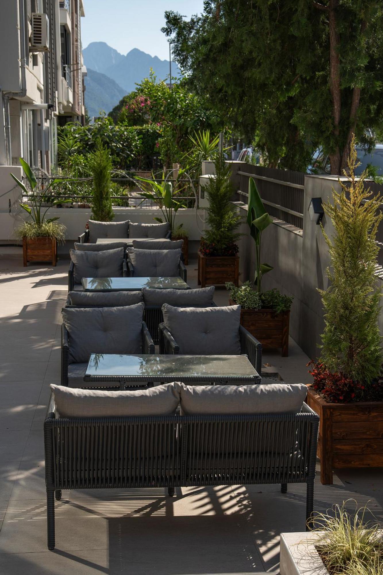 Doqu Suites Hotel Antalya Ngoại thất bức ảnh